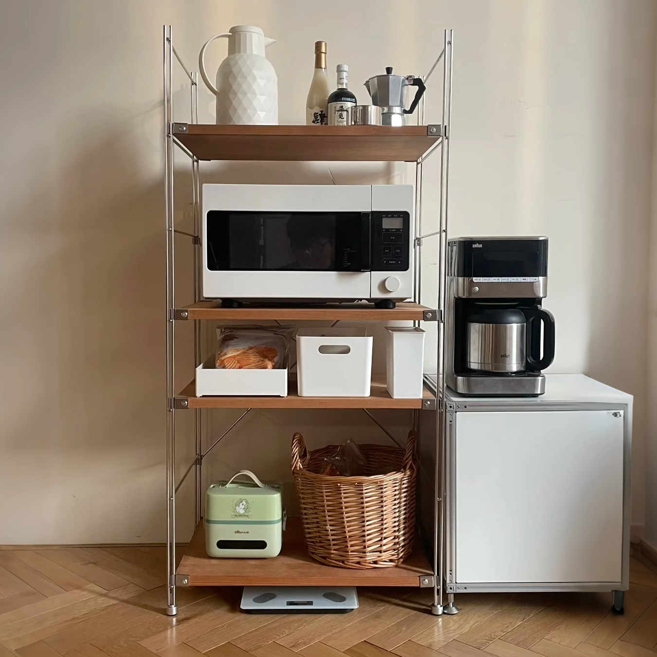 书架落地置物新款光轴货多