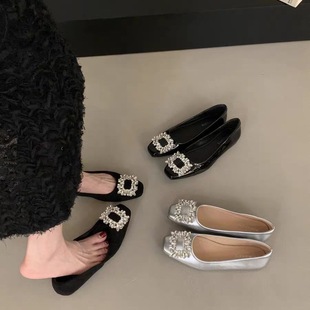 平底银色高级感方头水钻单鞋女鞋子2026年新款夏季黑色通勤豆豆鞋