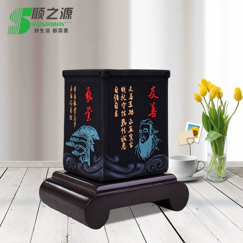 送领导朋友老师礼物办公室书桌笔筒摆件炭雕书房实用商务礼品定制