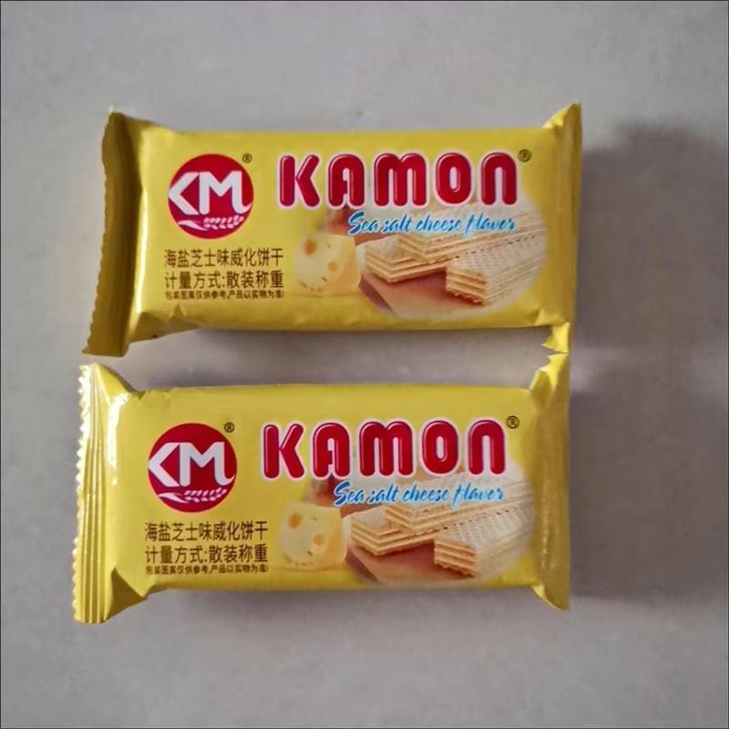 新货咔啰卡曼芝士威化饼干