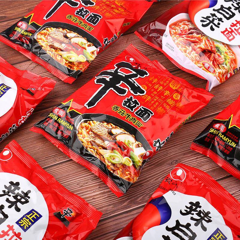 农心辛拉面 面辣白菜拌面 面农心拉面 面炸酱面 面速食香菇牛肉面