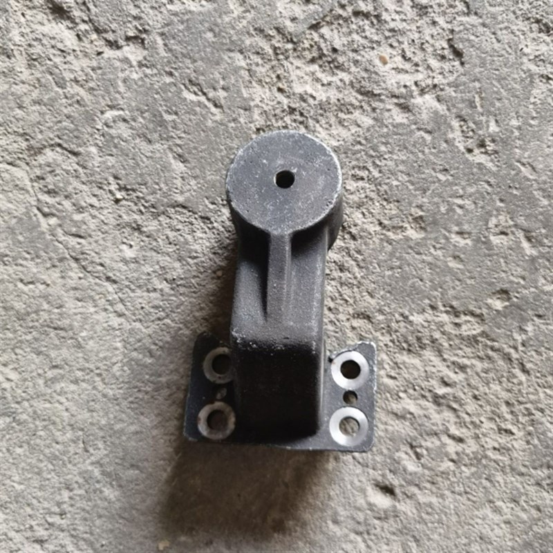 华夏泰山鲁中焊沃拖拉机前桥转向臂404/454/504前桥配件方向支臂