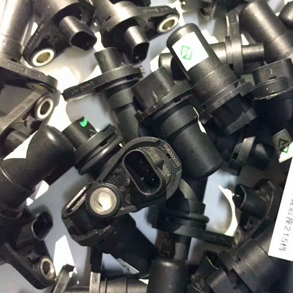 华泰新圣达菲A25 1.5T 曲轴位置传感器 感应器 曲轴位置传感器