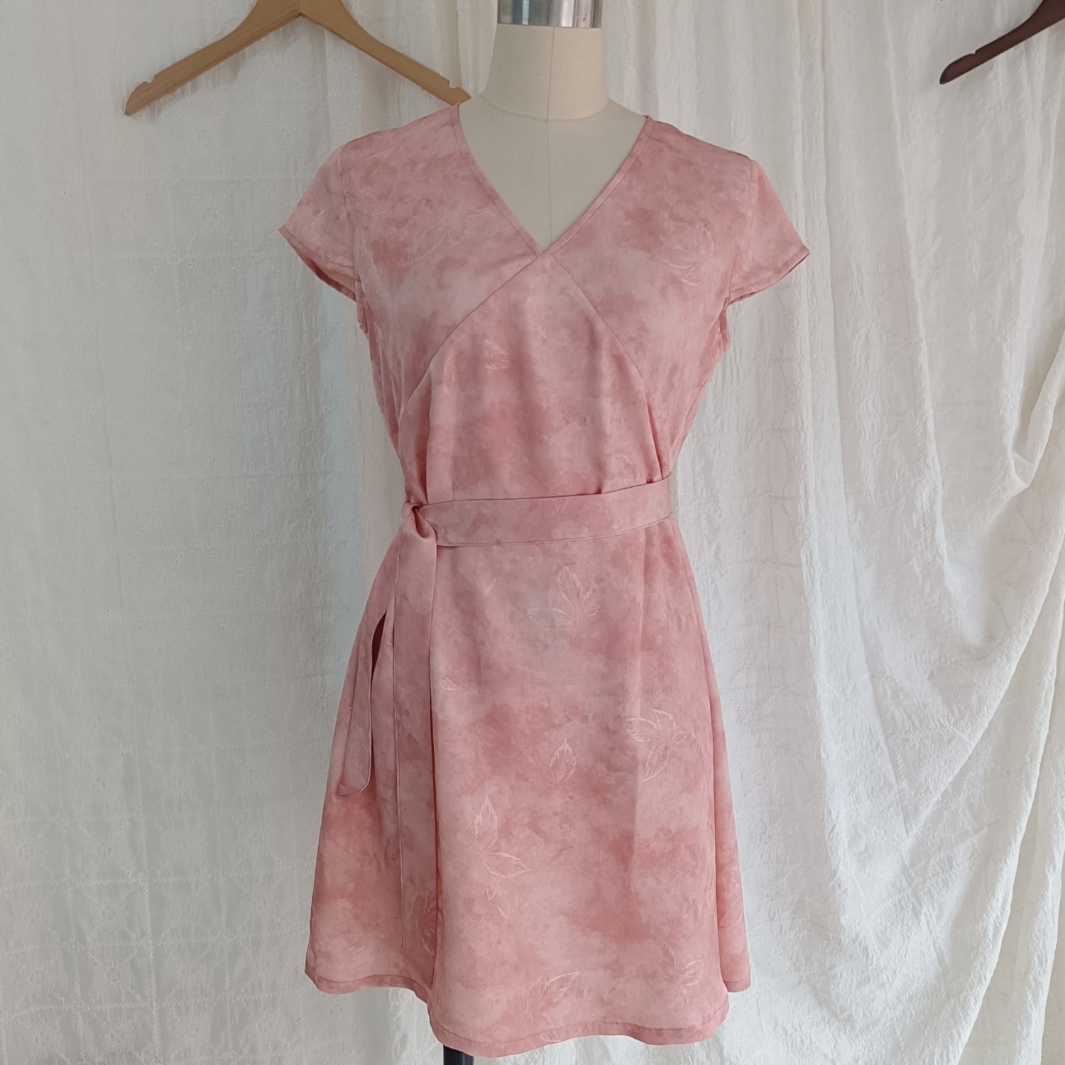 服装定制缝纫加工精修制作真丝蚕丝香云纱女士夏季V领连衣裙