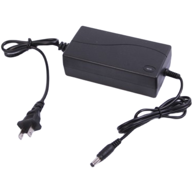 汽车应急启动电源充电器16.8v2a锂电池充电器