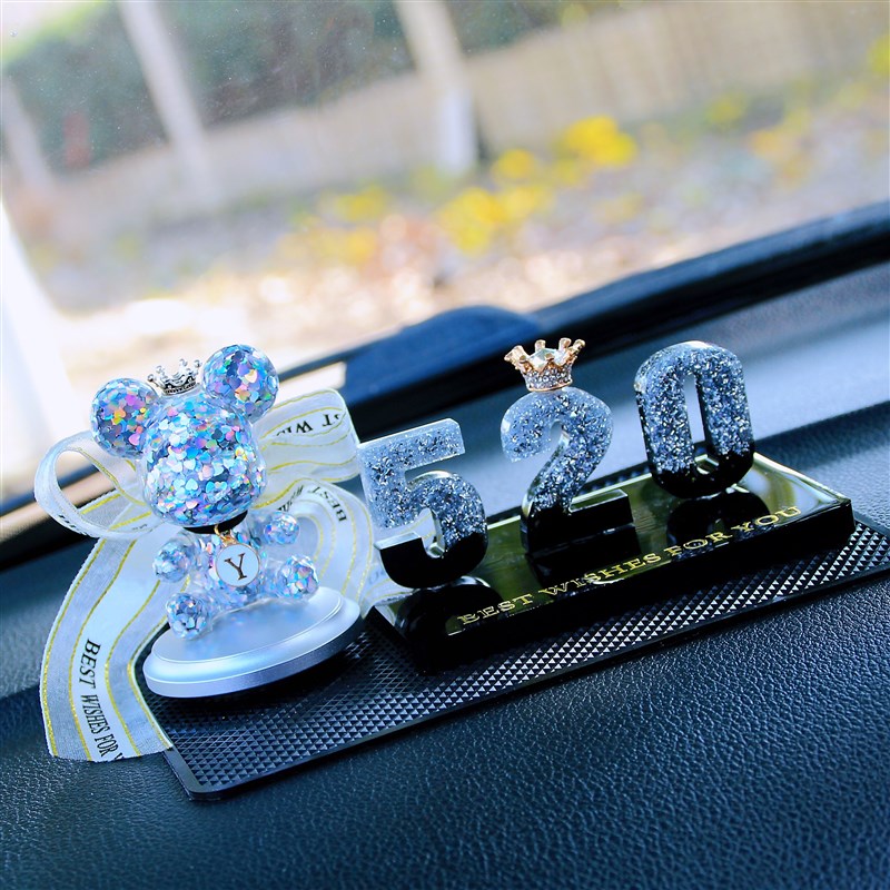 个性私人定制爱情侣结婚记念生月日汽车创意数字中控台520摆件