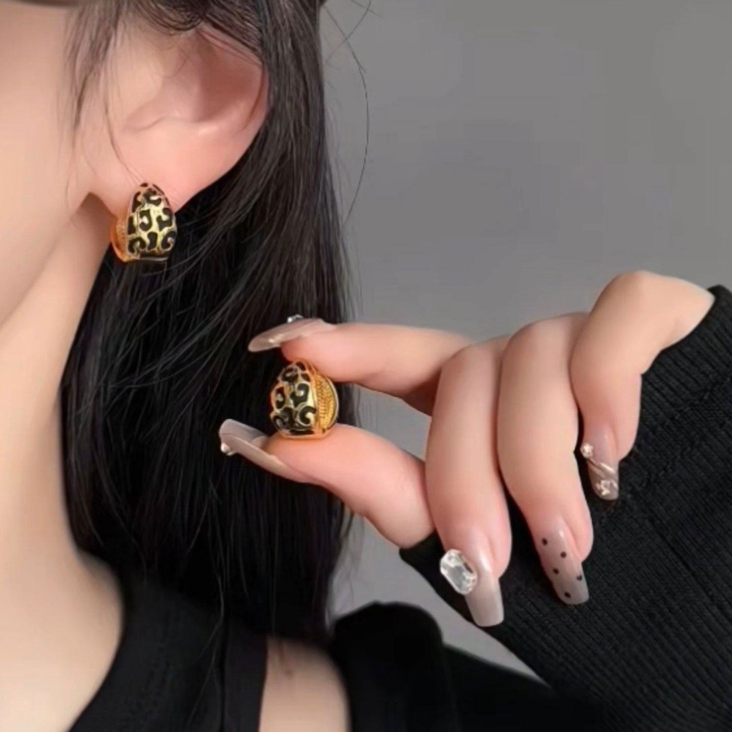 欧美金属感豹纹几何圆球耳扣复古百搭气质耳钉时尚小众设计感耳饰