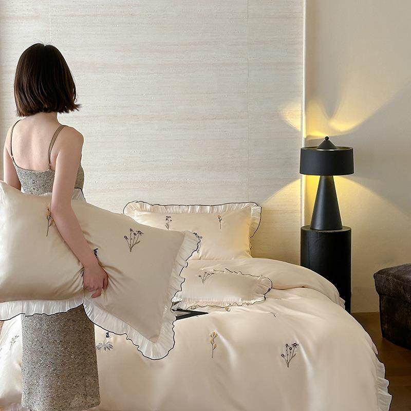 法式复古浪漫小花刺绣60兰精天丝四件套夏季凉感冰丝裸睡床单床品