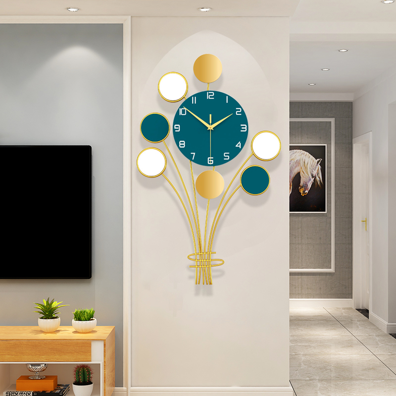 家用挂钟轻奢现代简约大气钟表客厅创意挂表餐厅装饰挂墙时钟静音