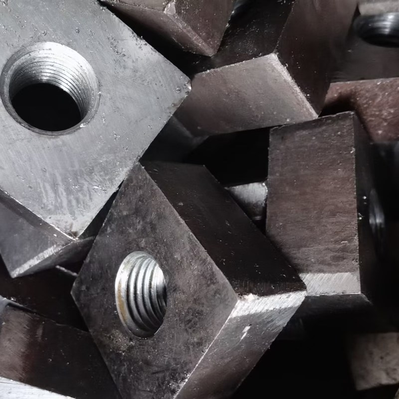 圆螺母,方螺母,六角螺母,盲孔螺母,加长加大螺母,各种异型件