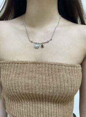 atmshop复古双色方形吊坠金属几何项链法式冷淡风简约时尚锁骨链