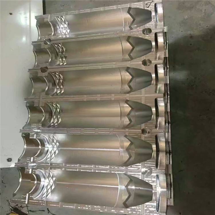 专业配套国外吹瓶机吹塑模具 管胚 瓶盖注塑磨具