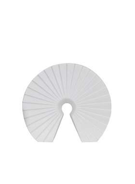 现代极简样板房间白黑色哑光陶瓷扇D形软装饰品售楼处家居桌面摆