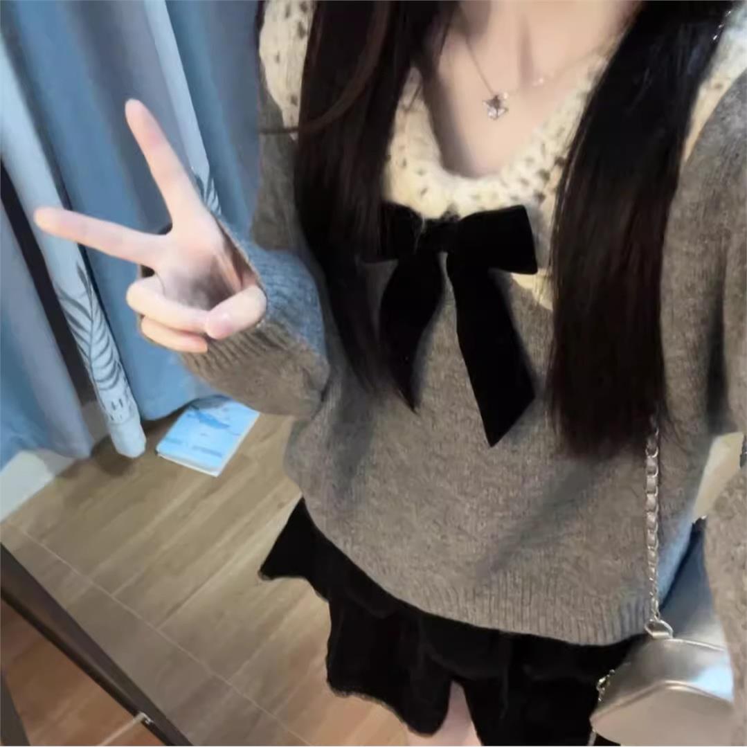 灰色娃娃领毛衣针织衫女2