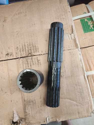 上海纽荷兰504/554拖拉机配件 前驱动分动箱输出轴 连接套