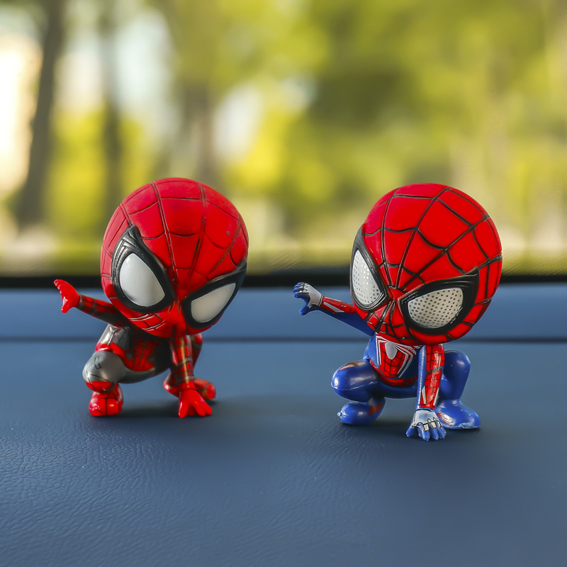 车载男士创意f蜘蛛侠汽车内饰品摆件英雄归来车内摇头公仔卡通网