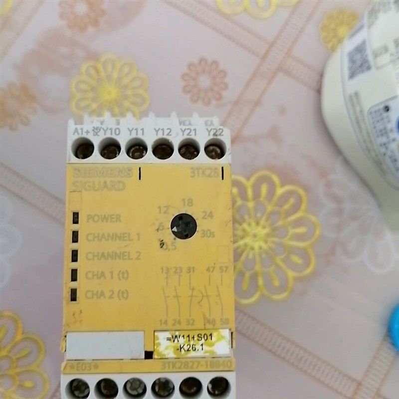 3TK2825-1BB40 3ZX1012-0T