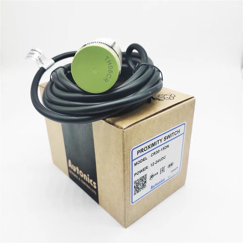 M30圆柱电容式接近开关CR30-15DN CR30-15DP常开NPN24V3线传感器
