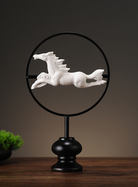 装饰品摆件马酒柜玄关客厅创意招财办公室中式博物架家居小摆设