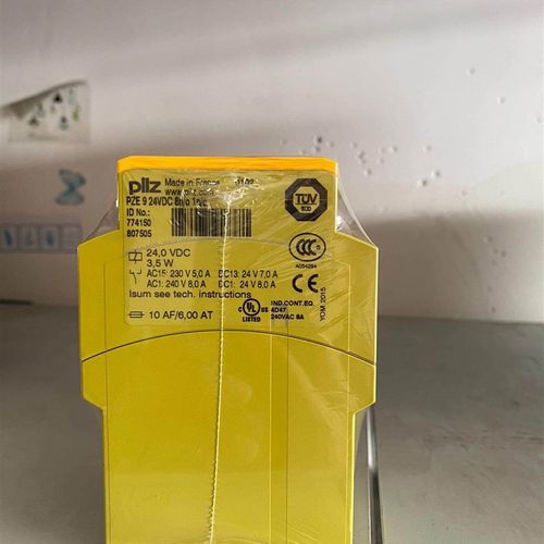 774150 皮尔磁pilz安全继电器PZE 9 未议价