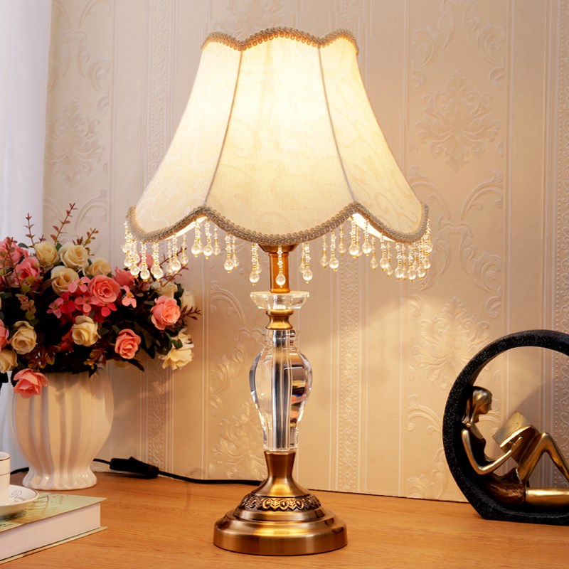 欧式水晶台灯装饰j奢华结婚房卧室床头灯公主温馨浪漫客厅遥控台