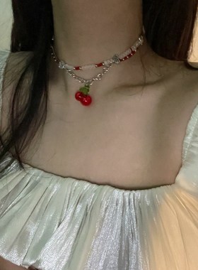少女感潮森系红色樱桃吊坠小众设计串珠双层爱心钛钢项链锁骨链女