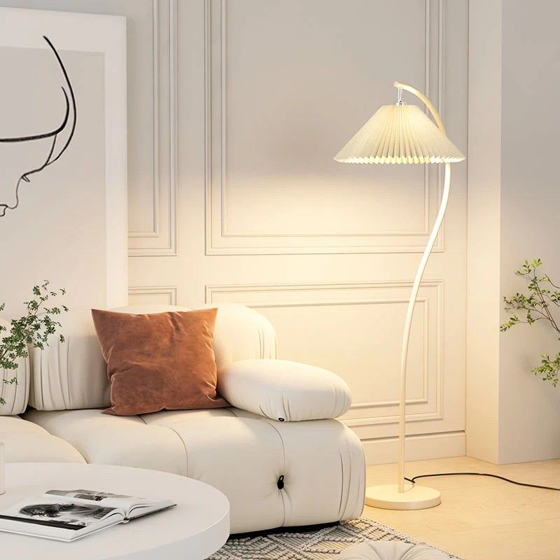 法式vintage落地灯复古奶油客厅卧室床头立式台灯日式百褶氛围灯