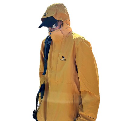 骆驼谷子黄色冲锋衣新男女情侣款三合一国标防暴雨防风登山服外套