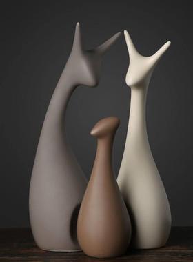 北欧风格摆件一家三四口鹿陶瓷家居创意客厅电视酒柜现代装饰品