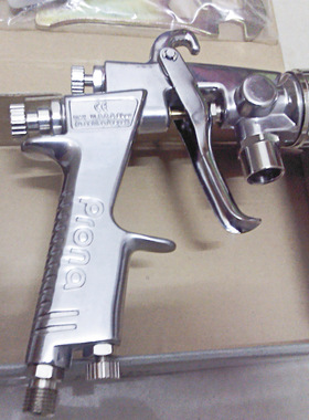 宝丽气动喷枪 R-2003高雾化家具汽车油漆手动喷漆枪