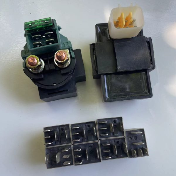 长江400 700继电器 启动继电器 闪光器 长江650B-A油泵启动继电器