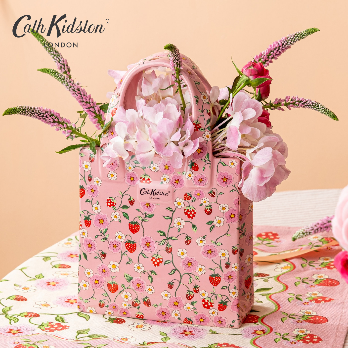 Cath Kidston草莓印花手提包陶瓷花瓶甜美伴手礼家居装修摆件乔迁