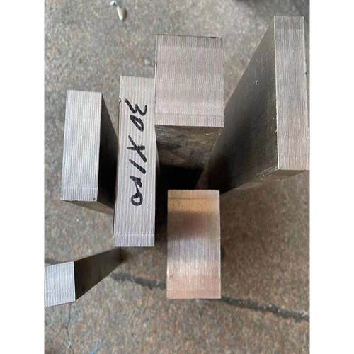 201 303  316L不锈钢扁钢实心冷拉方钢板条棒型材料不锈钢方棒