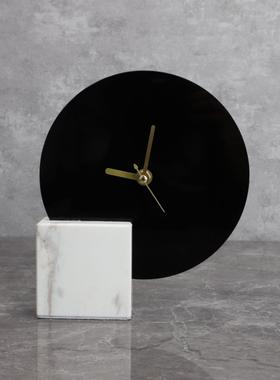 现代简约轻奢创意大理石钟饰品客厅电视柜入口桌钟家居装饰