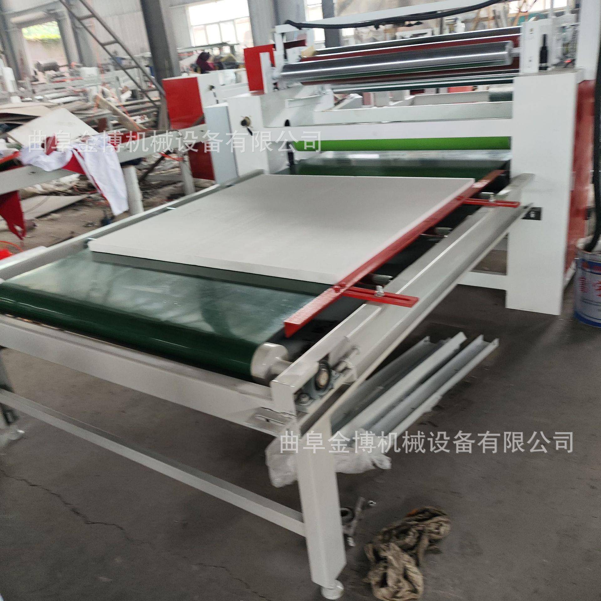 铝箔保温板复合机地暖XPS挤塑板笨板铝膜平贴机eva热胶涂胶平贴线