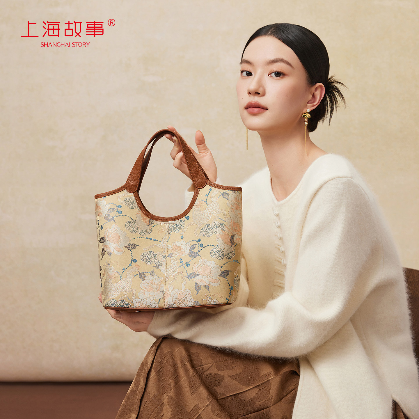 2026新中式国风宋锦麒麟牡丹真皮单肩斜挎菜篮子手拎包送长辈礼物