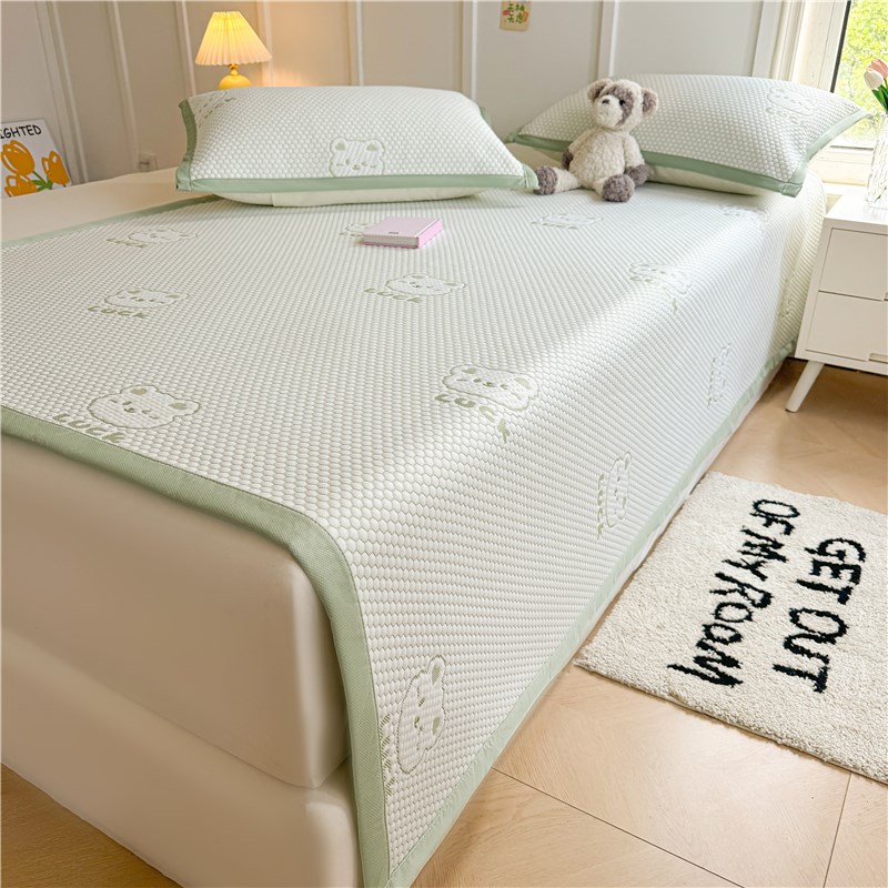 A类卡通小熊冰豆豆凉席夏季凉感冰丝席三件套2024新款可机洗空调3