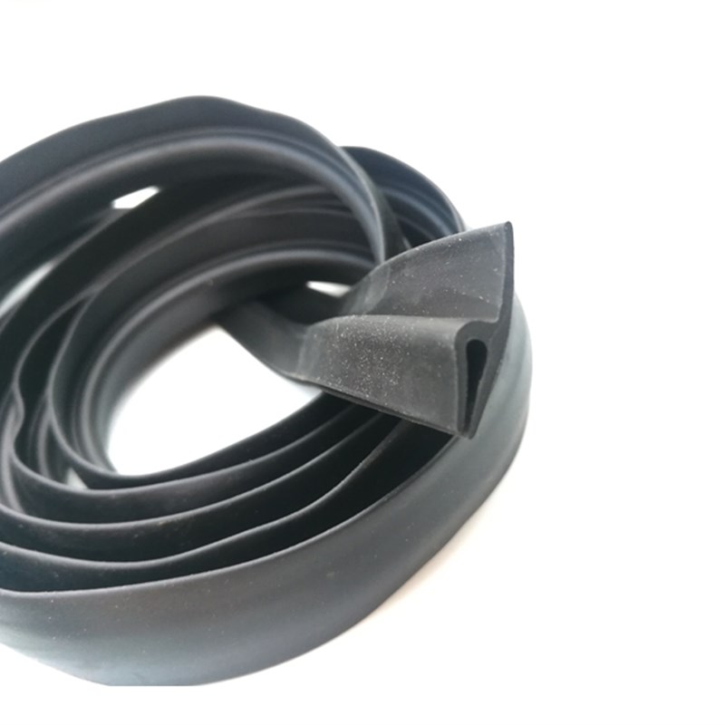 长城C50雨刮器盖板密封条前挡风B玻璃下饰条外侧导流板集雨板胶条