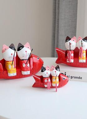 北欧乡村木质彩绘钓鱼情侣小猫客厅店铺橱窗柜隔板装饰摆饰礼物