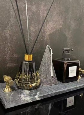 现代简约样板房卫生间香薰蜡烛托盘组合套装摆件别墅创意软装饰品