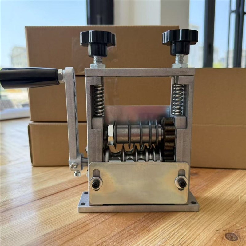 多孔剥线机废铜线k家用废旧电缆去皮机拨线皮神器小型自动剥线器