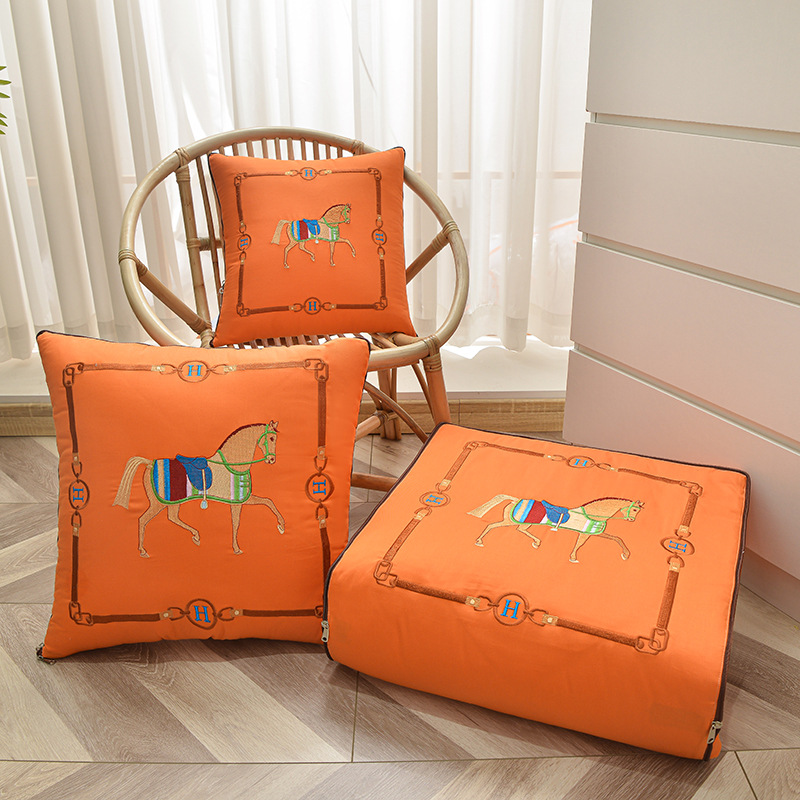 2022新款13372喷气全mian刺绣抱