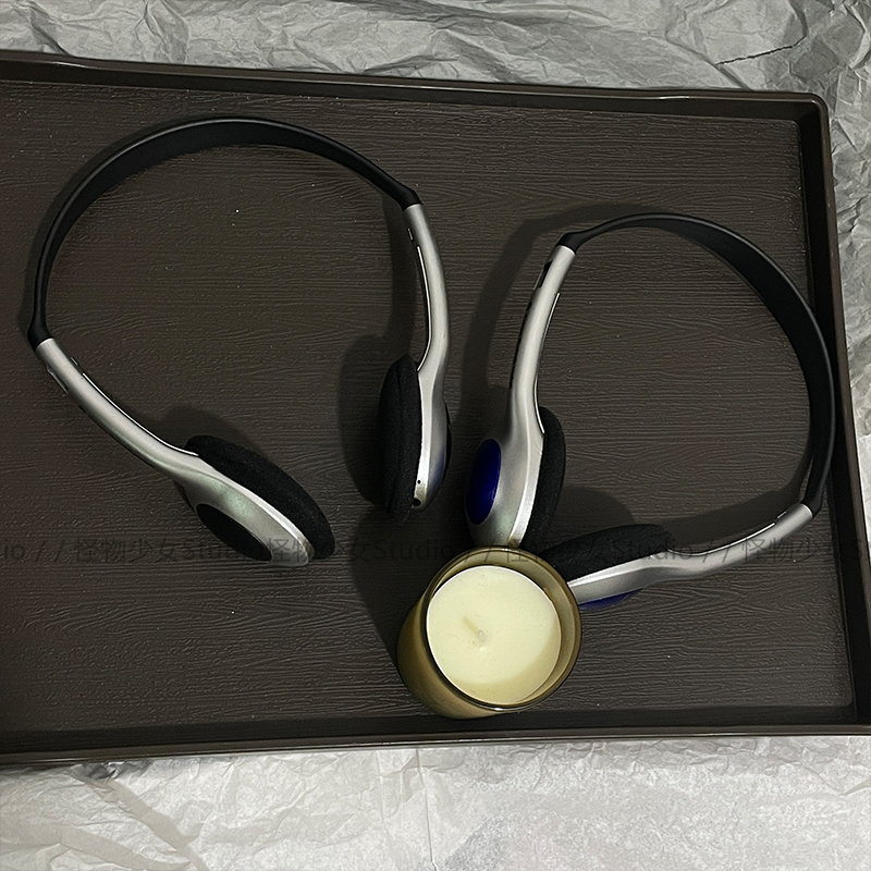 ins博主复古头戴式无线蓝牙耳机便携式网红同款女生学生耳机装饰