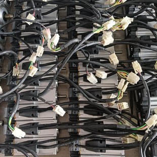 拆机 伺服带刹车电机 MSMF012L1V2M