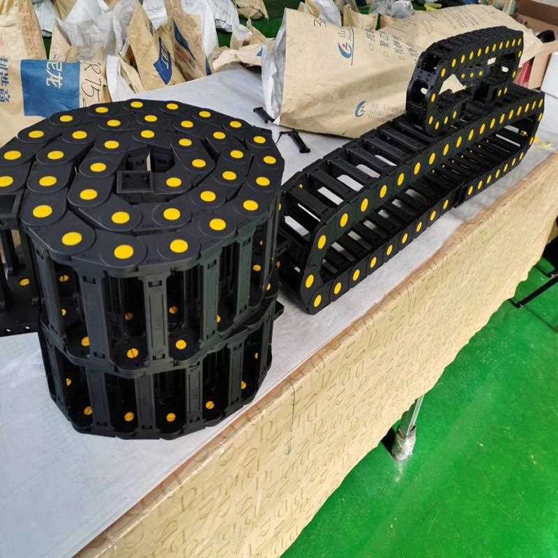 尼龙穿线拖链雕刻机配件电梯打印机线缆引导活动线槽坦克工程拖链