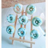 甜甜圈架子摆台展示t架甜品台摆件展示板面包店装 饰挂架亚克力透