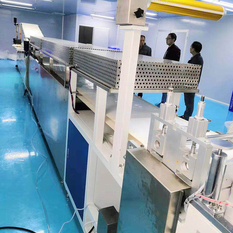 冷敷贴涂布机海藻原蛋白胶面XH-MM-40膜机日产8万魔贴全片自动涂