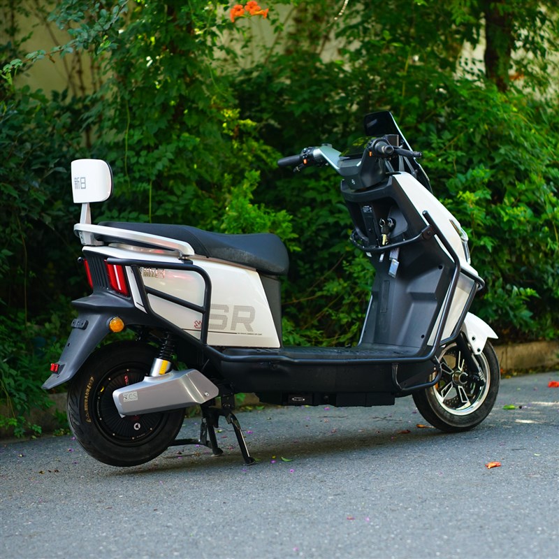 适用新日魔神EB加粗加厚全车护杠魔神防撞保险杆尾箱尾架改装配件