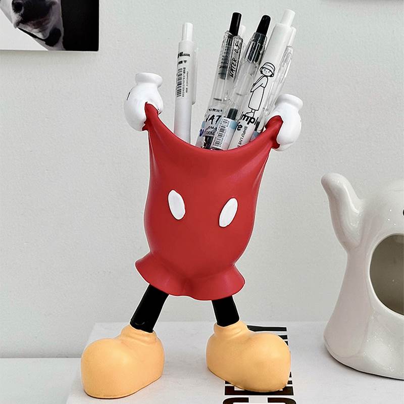 笔筒收纳盒学生桌面儿童书桌置物架办公室创意可爱提裤子笔桶摆件