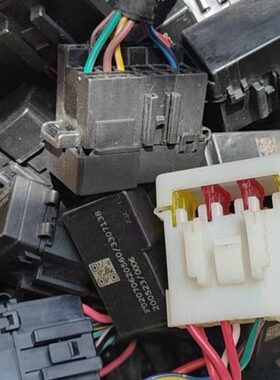 凌斌摩配 适用追赛600 BJ300 500GS 750等 拆车保险丝盒总成 带线